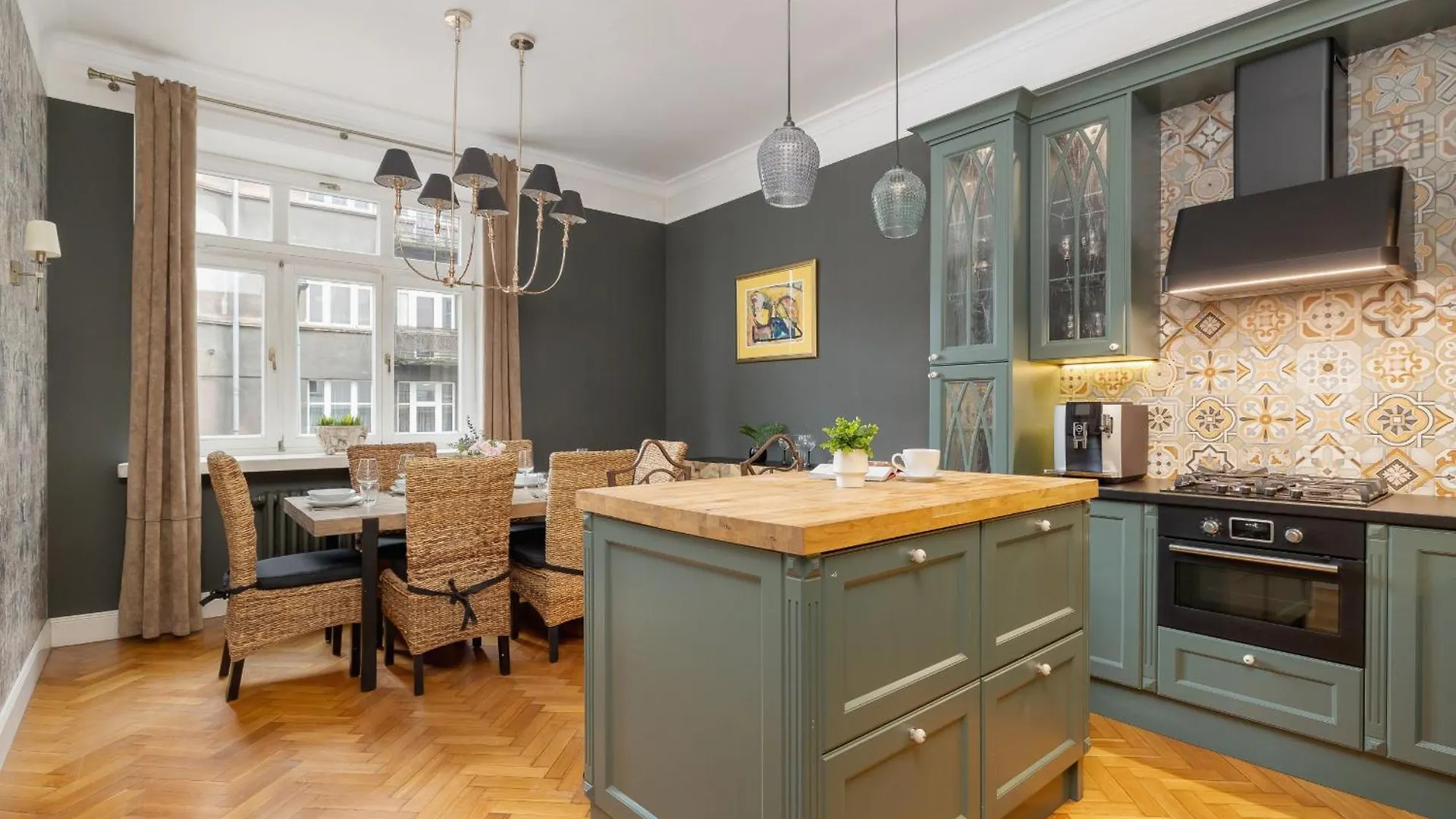 Luxury Apartment With Two Bedrooms And Balcony By Renters Prestige Krakow