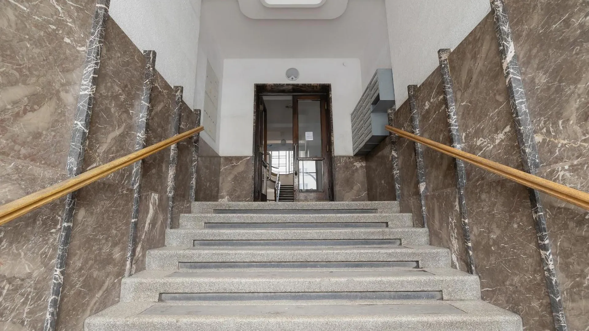 Luxury Apartment With Two Bedrooms And Balcony By Renters Prestige Krakow